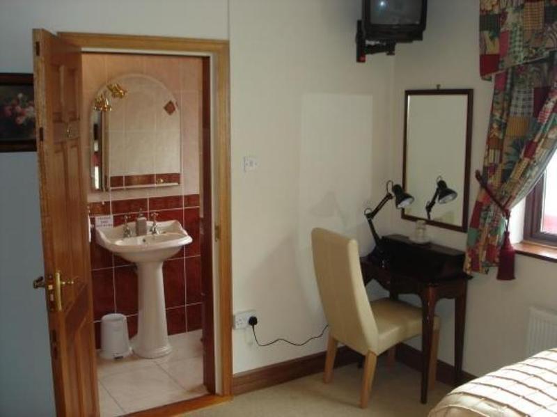 Ponderosa B&B Луисборо Экстерьер фото